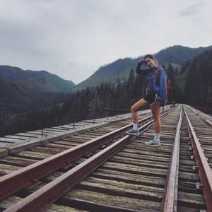 Meet your Posher, Madeline